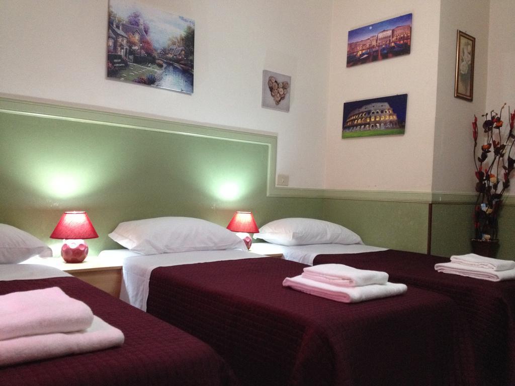 Rome Rainbow Guest House Phòng bức ảnh
